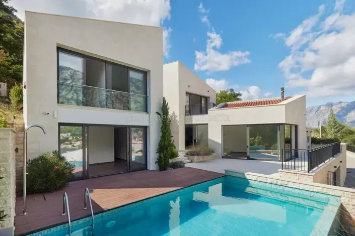 Image No.19-4 Bed Villa for sale
