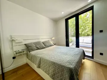 14188_modern_apartment_in_tivat_8-jpeg