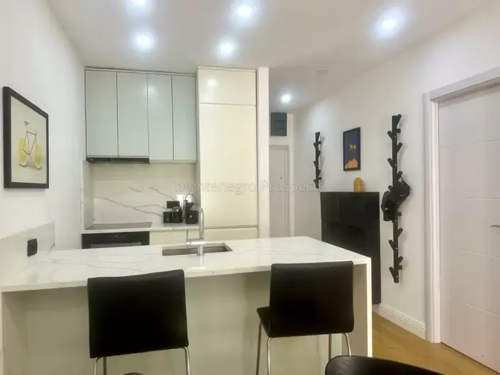 Image No.12-2 Bed Apartment for sale