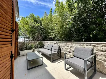 14188_modern_apartment_in_tivat_17-jpeg