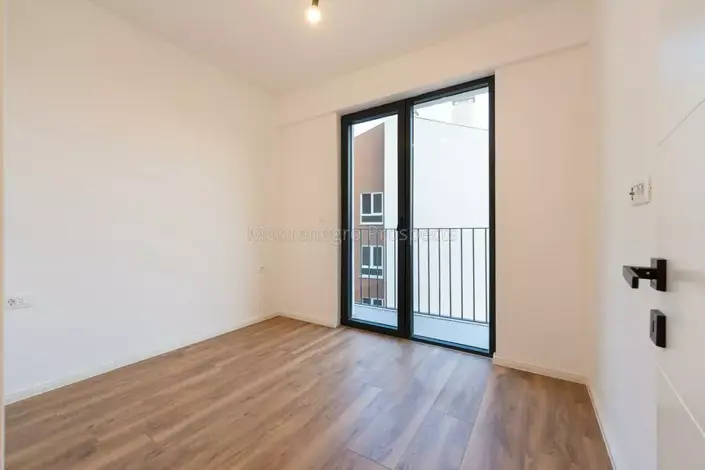Image No.10-1 Bed Apartment for sale