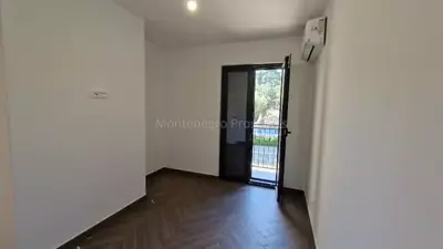 three-bedroom-apartment-for-sale-lustica_19-jpg