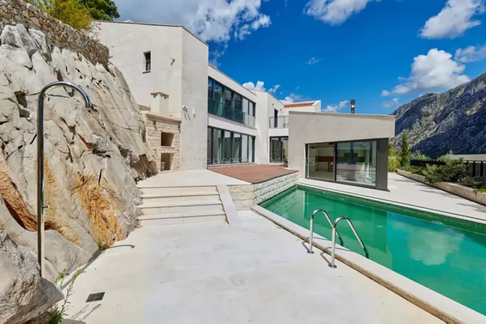 Image No.20-5 Bed Villa for sale