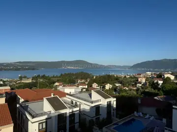 modern_three-bedroom_apartment_with_panoramic_sea_views_tivat_13659_2-jpg