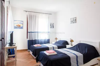spacious_villa_for_sale_1_of_1-40-jpg
