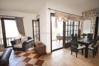 spacious_villa_for_sale_1_of_1-12-jpg