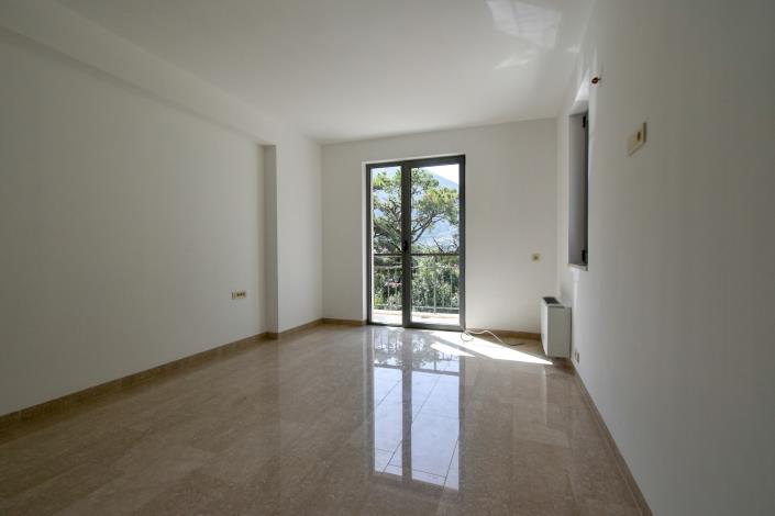 Image No.9-Appartement de 2 chambres à vendre à Kotor