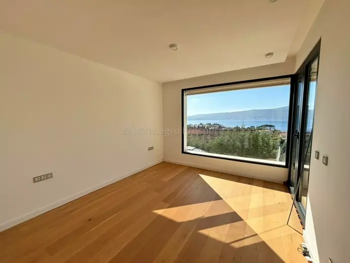 Image No.9-2 Bed Duplex for sale