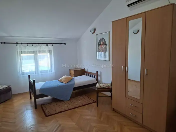 Image No.14-5 Bed House for sale