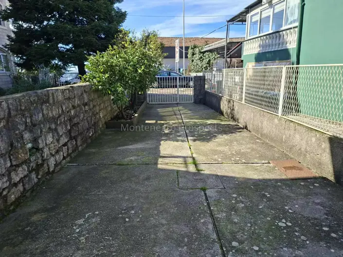 Image No.12-5 Bed House for sale