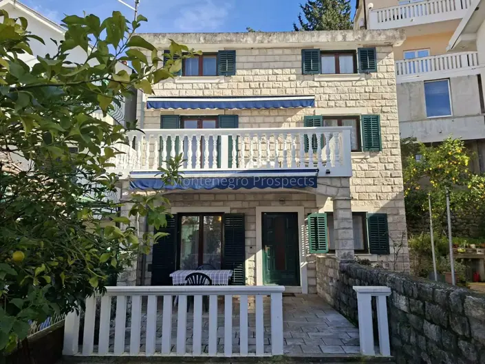Image No.13-5 Bed House for sale