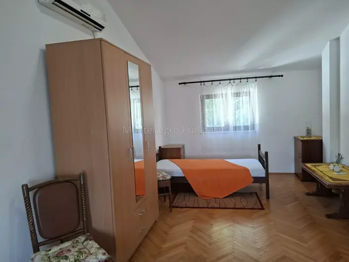 Image No.15-5 Bed House for sale