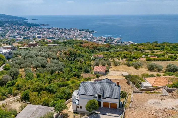 Image No.3-5 Bed Villa for sale