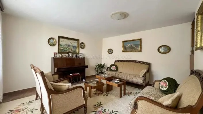 Image No.2-2 Bed House for sale