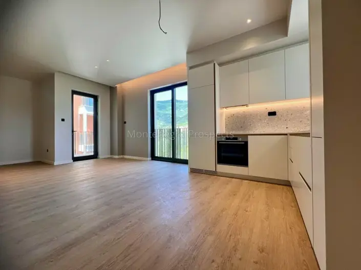 Image No.6-Apartment for sale