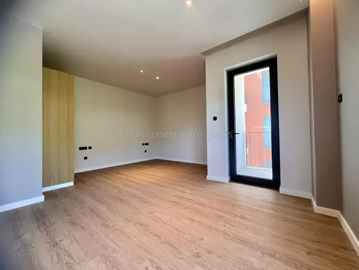 Image No.7-Apartment for sale