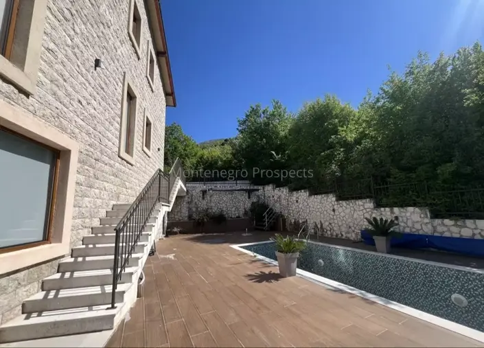 Image No.3-3 Bed Townhouse for sale