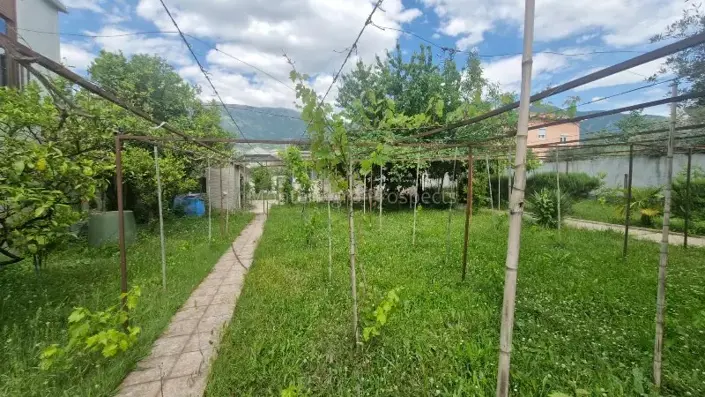 Image No.5-2 Bed House for sale