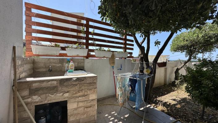 Image No.23-6 Bed House for sale