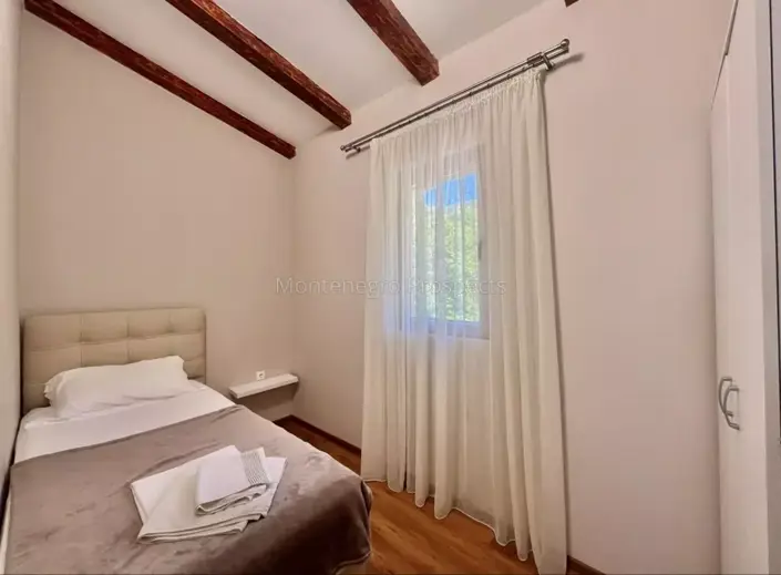 Image No.11-6 Bed Villa for sale