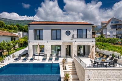 1 - Tivat, Villa
