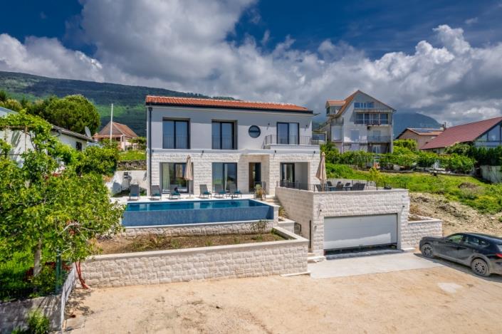 Image No.20-4 Bed Villa for sale