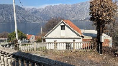 house-for-renovation-prcanj--3-_800x450