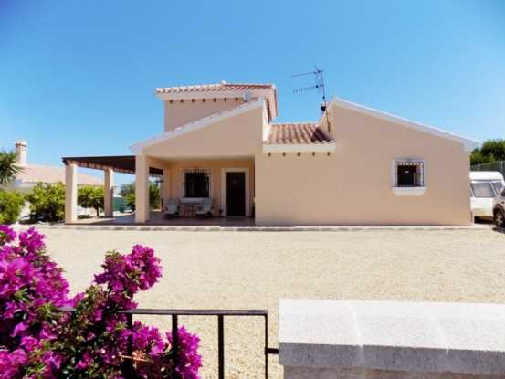 Image No.2-Villa de 4 chambres à vendre à El Palaces