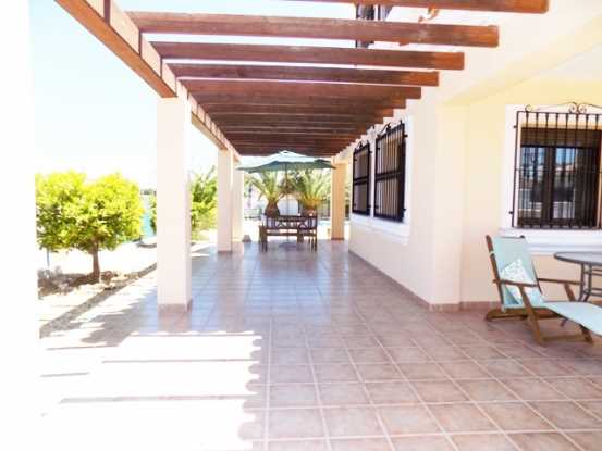 Image No.6-Villa de 4 chambres à vendre à El Palaces