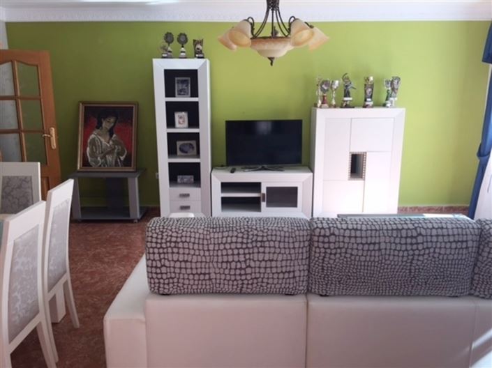 Image No.7-6 Bed Property for sale