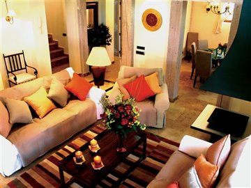 10915-villa-for-sale-in-desert-springs-373699