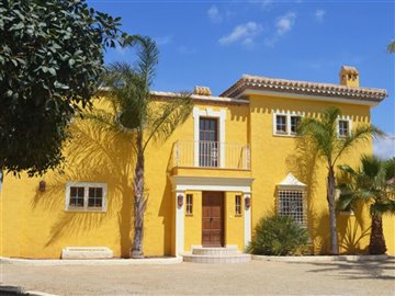 10915-villa-for-sale-in-desert-springs-472446