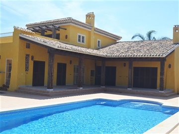 10915-villa-for-sale-in-desert-springs-373682