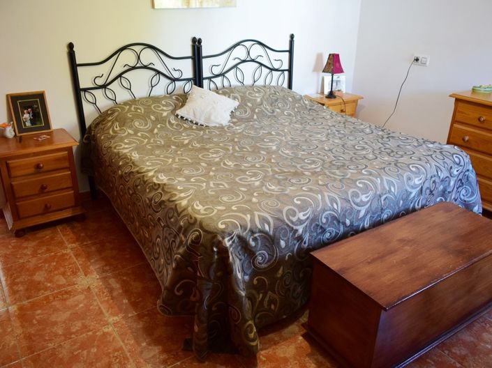 Image No.19-2 Bed Village House for sale