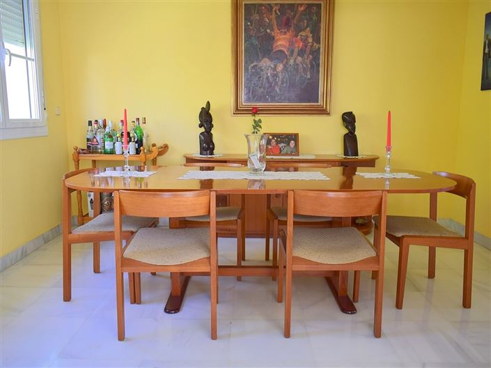 Image No.12-4 Bed Villa for sale