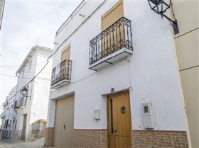 Image No.0-Maison de village de 3 chambres à vendre à Serón