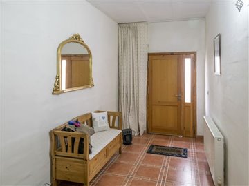15346-village-house-for-sale-in-seron-344690-