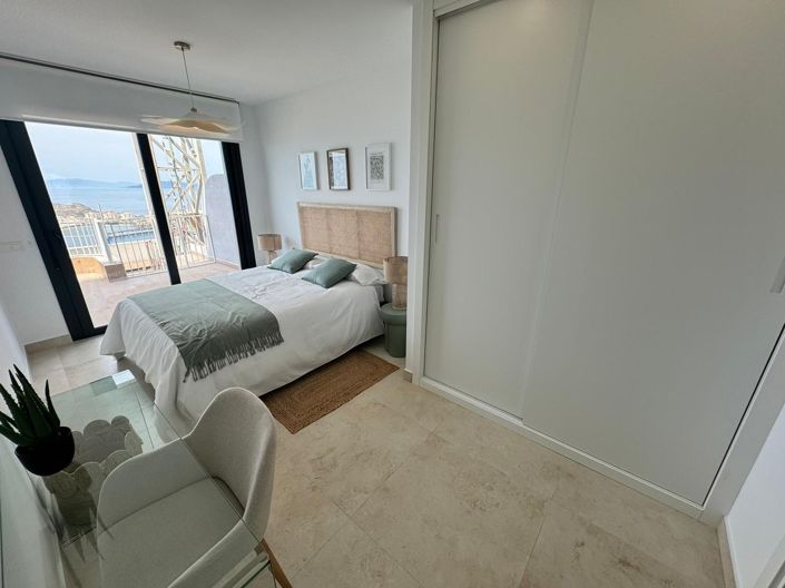 Image No.6-3 Bed Apartment for sale