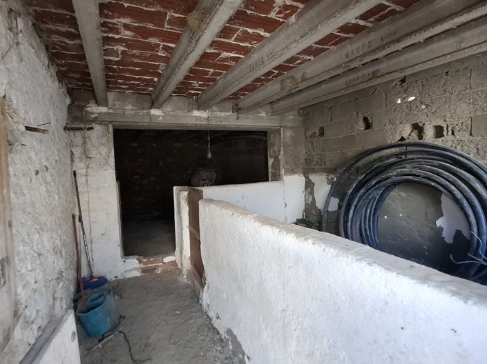 Image No.26-3 Bed Property for sale