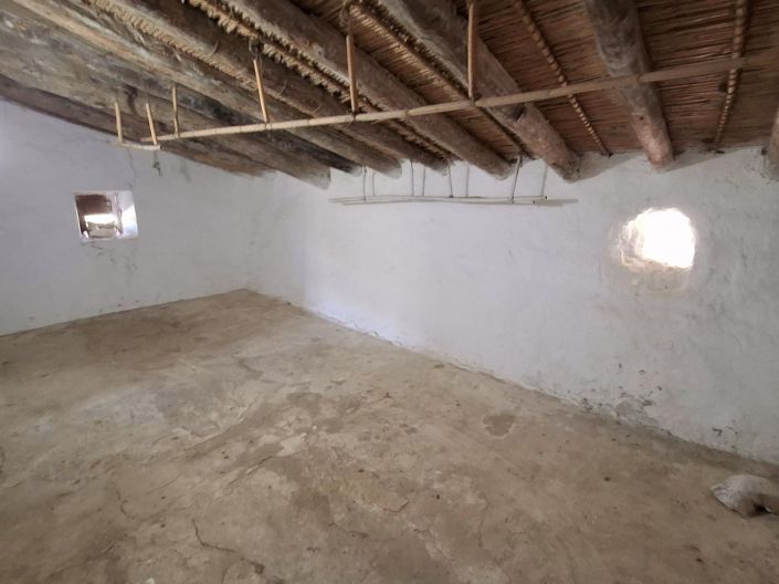 Image No.29-3 Bed Property for sale