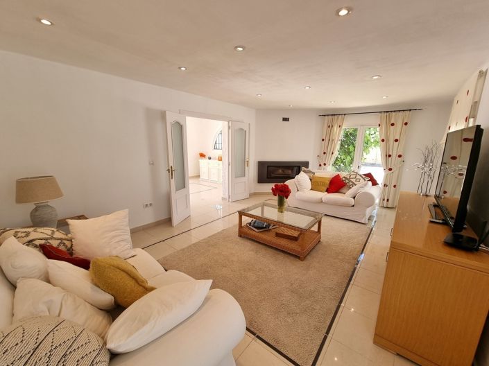 Image No.14-4 Bed Villa for sale