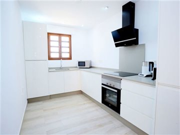 18468-apartment-for-sale-in-desert-springs-47