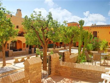 18468-apartment-for-sale-in-desert-springs-47
