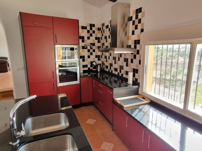 Image No.14-7 Bed Property for sale