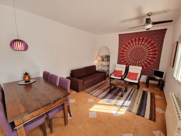 Image No.18-7 Bed Property for sale