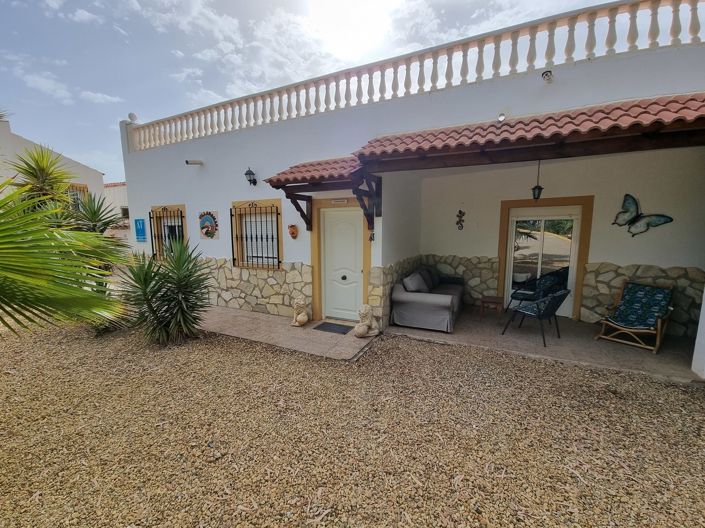 Image No.8-7 Bed Property for sale