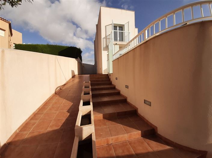 Image No.25-4 Bed Villa for sale