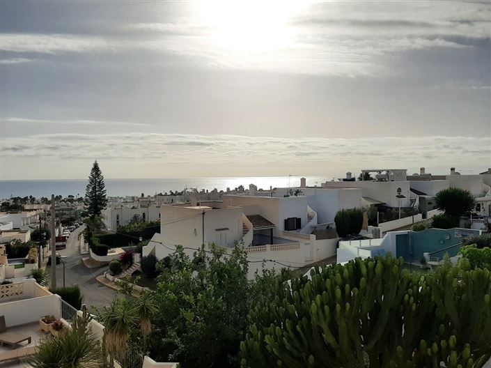 Image No.3-4 Bed Villa for sale