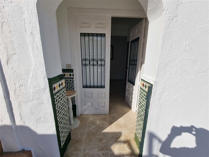 Image No.8-3 Bed Apartment for sale