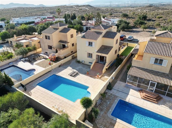 Image No.3-5 Bed Villa for sale